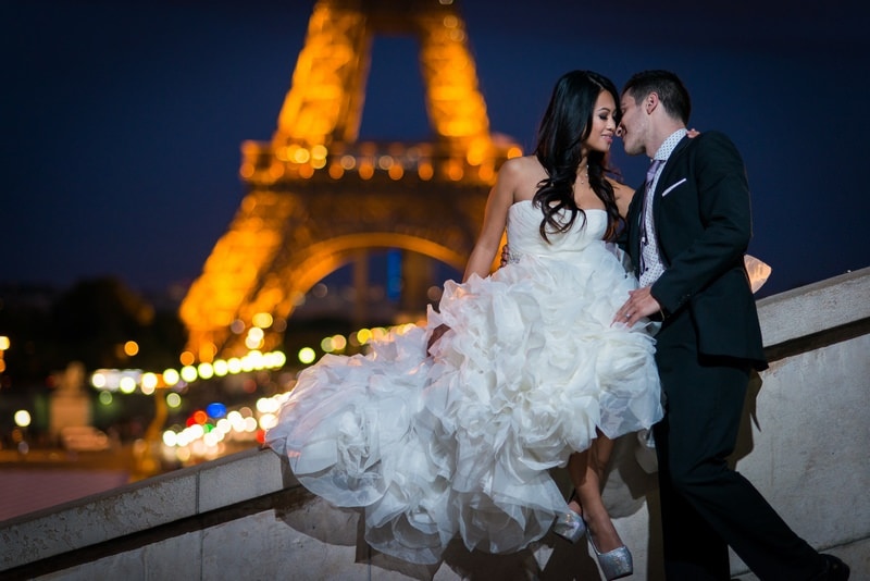 Best honeymoon photographer in Paris