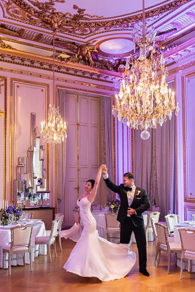 Bride and groom first dance in the Salon des Batailles of the sumptuous Hotel Crillon Paris Bride and groom first dance in the Salon des Batailles of the sumptuous Hotel Crillon Paris