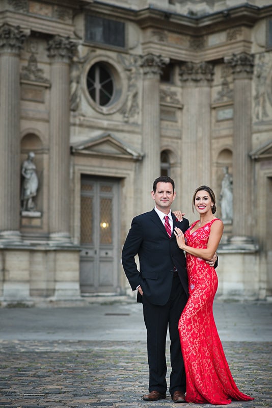 Elegant couple at Louvre Museum Elegant couple at Louvre Museum