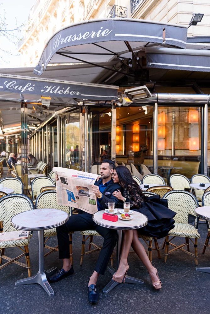 Photoshoot outfits for a parisian café Photoshoot outfits for a parisian café
