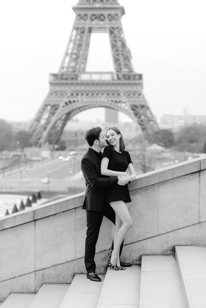 Cute and romantic couples photography in Paris		