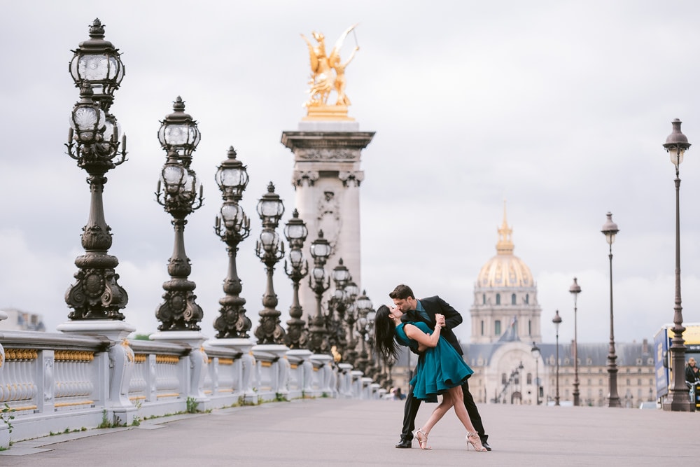 Parisian Photographers Hire a parisian photographer