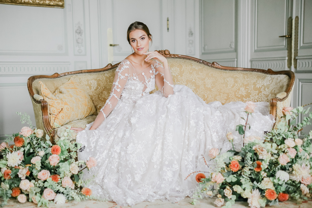 Bridal portraits in French chateau