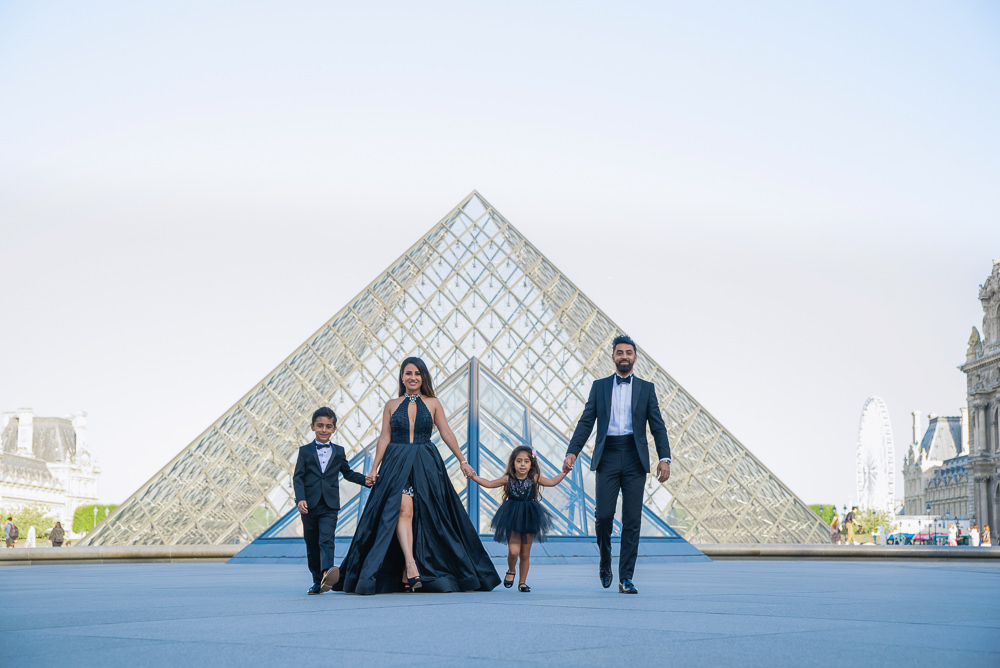 Pierre - Family photographer in Paris - one of the best